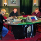 Met het mes op tafel spel NPO2