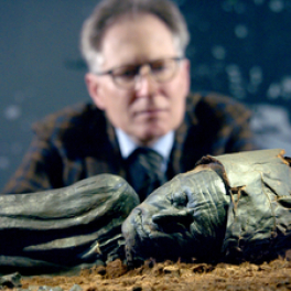 L'énigme de la momie des Marais documentaire découverte FRANCE 5