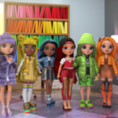 Rainbow High dessin animé TIJI