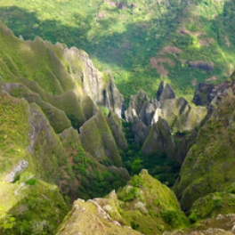 Les 100 lieux qu'il faut voir série documentaire aventure FRANCE 5