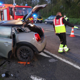 100 jours avec les dépanneurs de l'autoroute série documentaire science et technique RMC DECOUVERTE