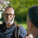 Le jardinier, le bouddhiste et l'espion documentaire société ARTE