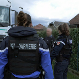 100 jours avec les gendarmes des Alpes série documentaire société RMC STORY