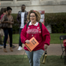 Mère incontrôlable à la fac film comédie Warner TV