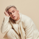 Loïc Nottet : au delà du miroir divertissement LA UNE (RTBF)