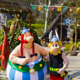 Parc Astérix : dans les coulisses du plus gaulois des parcs d'attractions documentaire société TMC