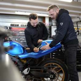 Thorn Bikes, L'Atelier Moto Hors Serie série documentaire sport AUTOMOTO