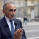 Le Suicide français série documentaire politique PLANETE +