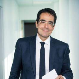 22H Darius Rochebin magazine actualité LCI
