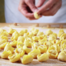 No Taste Like Home With Antoni Porowski docureeks culinair NATIONAL GEOGRAPHIC CHANNEL