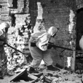 Stalingrad, au coeur de la bataille aux deux millions de victimes documentaire découverte RMC DECOUVERTE