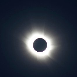 Éclipse totale au-dessus de l'Europe documentaire découverte ARTE