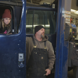 Routes hors limites série documentaire société AUTOMOTO