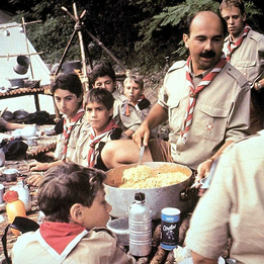 Scout toujours film comédie RTL club