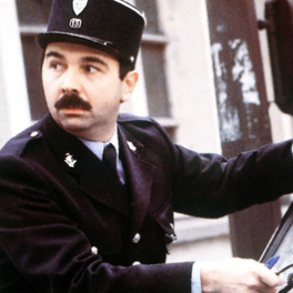Pinot, simple flic film comédie policière GULLI