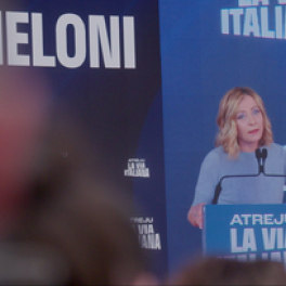Giorgia Meloni et le clan des Goélands documentaire politique PUBLIC SENAT - LCP AN