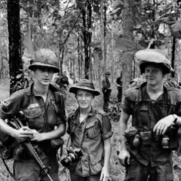 Catherine Leroy, une Française dans la guerre du Vietnam documentaire historique FRANCE 5